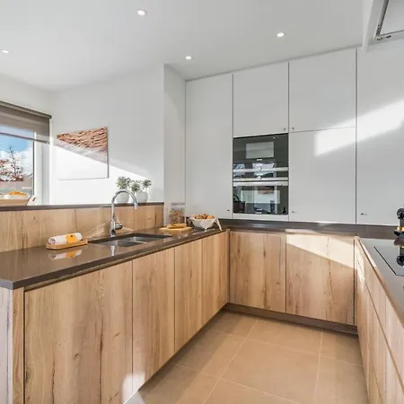 Ferienhaus Maison Josephine - Spacious House For 12 People