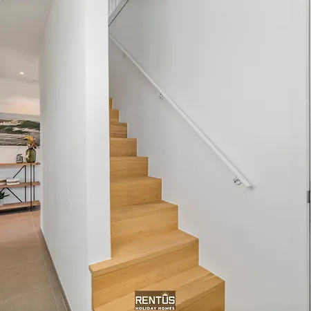 Maison Josephine - Spacious House For 12 People בית נופש