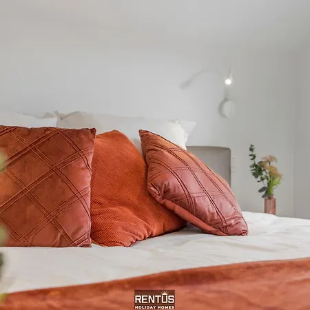 Maison Josephine - Spacious House For 12 People